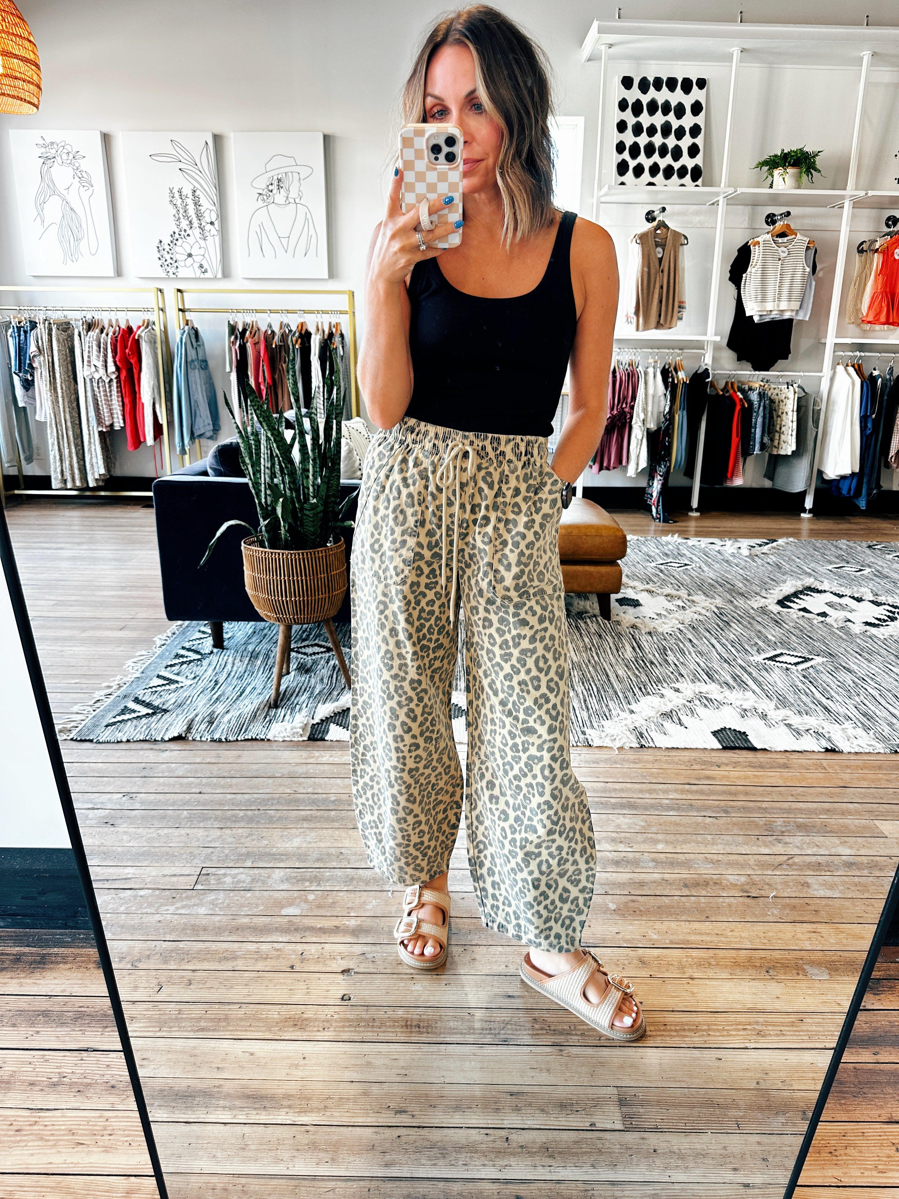 BEEDEN LEOPARD PRINT WIDE STRAIGHT PANTS