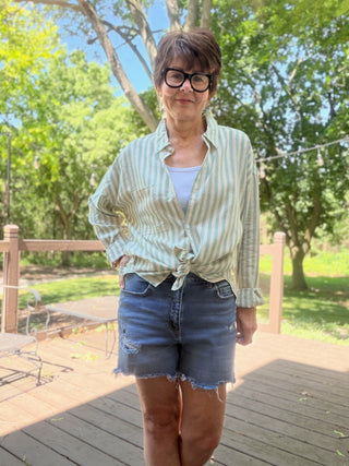 Eden Shirt - Sea Pine Ivory-Tops CasualThread & Supply Eden Shirt - Sea Pine Ivory | VerClare Boutique-Shop the Thread & Supply Eden Shirt in Sea Pine Ivory. Lightweight woven, collared button-front, relaxed silhouette, versatile everyday styling. Sizes S–L.-VerClare Boutique