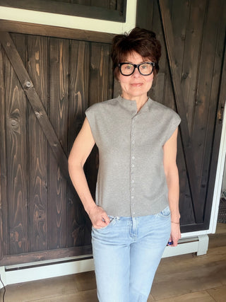 Emilie Cap Sleeve Mock Neck Cardigan - Heather Grey-SweatersEmilie Cap Sleeve Mock Neck Cardigan - Heather Grey | VerClare Boutique | Jenison MI-Soft lightweight knit cap sleeve mock neck featuring a classic minimalist silhouette, a comfortable everyday fit, and an easy layering design. Free US shipping from VerClare Boutique.-VerClare Boutique