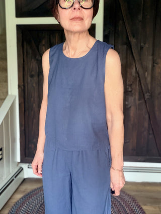 Sloane Linen Top - Vintage Indigo-Tops Basic SolidZ Supply Sloane Linen Top - Vintage Indigo | VerClare Boutique-Shop the Z Supply Sloane Linen Top in Vintage Indigo. Sleeveless, crew neck, 55% linen blend, fully lined. Relaxed fit, sizes XS–L. Ships in 1-2 days.-VerClare Boutique