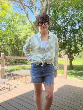 Eden Shirt - Sea Pine Ivory-Tops CasualThread & Supply Eden Shirt - Sea Pine Ivory | VerClare Boutique-Shop the Thread & Supply Eden Shirt in Sea Pine Ivory. Lightweight woven, collared button-front, relaxed silhouette, versatile everyday styling. Sizes S–L.-VerClare Boutique