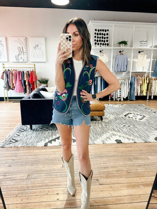 Rayna Floral Embroidery Vest - Navy