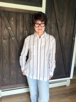 Rolling Hills Shirt - White-Tops CasualZ Supply - Rolling Hills Shirt - White | VerClare Boutique | Jenison MI -Z Supply Rolling Hills Shirt is a beautiful lightweight stretch poplin button-up shirt featuring a classic collared neckline, a chest pocket, and a clean, polished silhouette. Free shipping on eligible orders. Jenison MI-VerClare Boutique