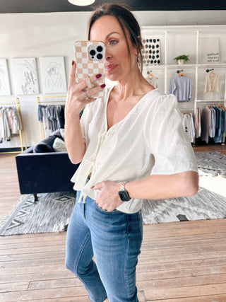 La Belle Linen Cropped Top - White-Tops Basic SolidZ-Supply La Belle Linen Cropped Top-White | VerClare Boutique | Chenoa, IL-Shop the Z-Supply La Belle Linen Cropped Top-White. Available now at VerClare Boutique! | VerClare Boutique | Chenoa, IL-VerClare Boutique