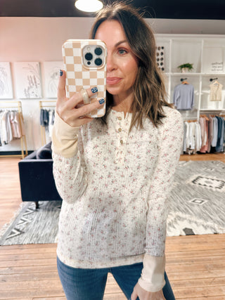 Ava Floral Variegated Top - Ivory-Tops Basic SolidAva Floral Variegated Top – Ivory | VerClare Boutique | Chenoa, IL-Ivory floral variegated top with a soft feel and relaxed silhouette. Feminine, lightweight, and perfect for everyday styling. Free US shipping from VerClare Boutique.-VerClare Boutique