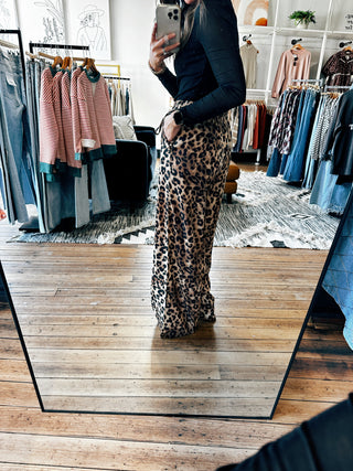 Side View. Leopard Lounge Pants-Bottoms-VerClare Boutique