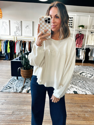 Cream Hem Long Sleeve Top-Tops CasualCream Hem Long Sleeve Top | VerClare Boutique | Chenoa, IL-Women's Oversized Top | Cream Hem Long Sleeve Top | Sizes: S, M, L, XL | Free US shipping on all eligible orders. Located in Chenoa, Illinois-VerClare Boutique