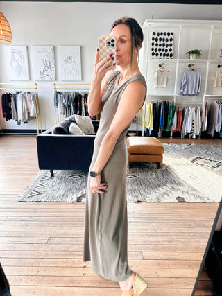 Linden Rib Midi Dress - 2 Colors-Dresses & RompersZ-Supply Linden Rib Midi Dress-2 Colors | VerClare Boutique | Chenoa, IL-Shop the Z-Supply Linden Rib Midi Dress-2 Colors. Available now at VerClare Boutique! | VerClare Boutique | Chenoa, IL-VerClare Boutique