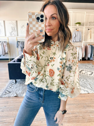 Melissa Floral Long Sleeve Blouse - 2 Colors-Tops CasualMelissa Floral Long Sleeve Blouse – 2 Colors | VerClare Boutique | Chenoa, IL-Shop the Melissa Floral Long Sleeve Blouse in ecru and blue at VerClare Boutique. A soft, feminine floral blouse with an easy fit—perfect for everyday wear and layering.-VerClare Boutique