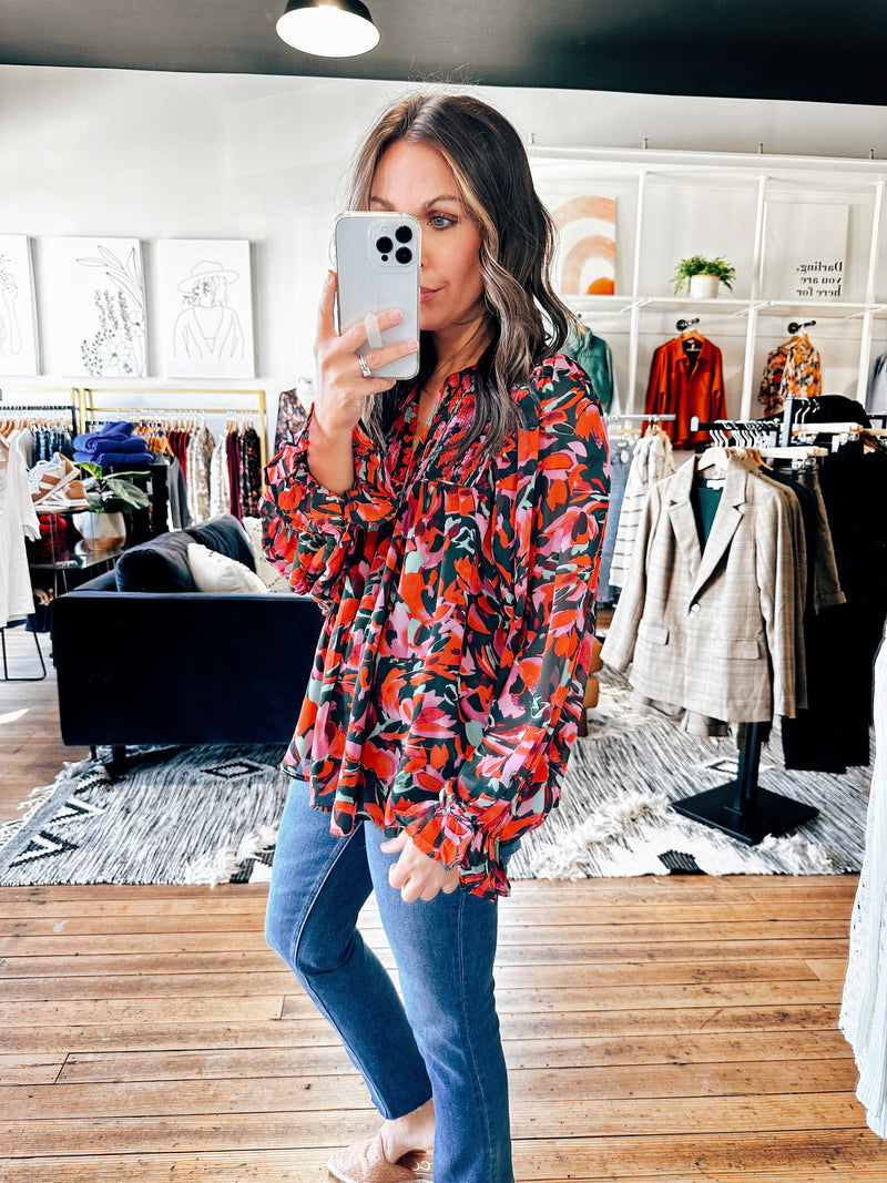 Side View. Heather Rose Floral Blouse-Tops casual-VerClare Boutique