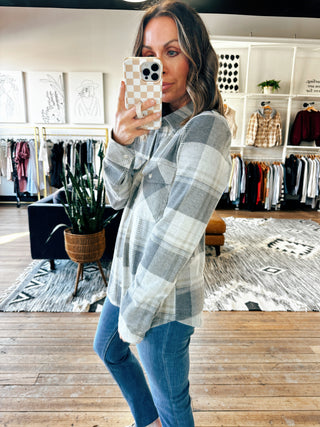 Cassian Shirt-Jackets & Kimonos-VerClare Boutique