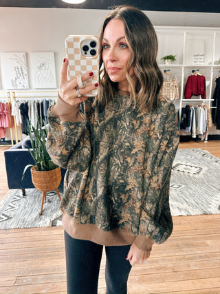 Bayou Crew Neck-Jackets & Kimonos-VerClare Boutique