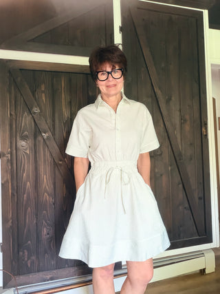Maggie Everday Stripe Mini Dress-Dresses & RompersGreen & White Striped Mini Shirt Dress | VerClare Boutique-Shop our green & white striped collared mini shirt dress with half button front, elastic waist bow, short sleeves & side pockets. Perfect for office, weekend & vacation.-VerClare Boutique