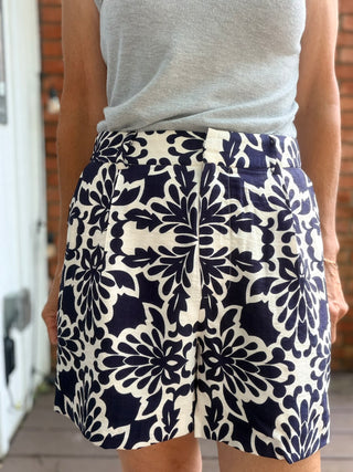 Zarina Tropical Print Shorts - Navy/Ivory-BottomsSkies Are Blue Zarina Tropical Print Shorts - Navy/Ivory | VerClare Boutique-Shop the Skies Are Blue Zarina Tropical Print Shorts in Navy/Ivory. Viscose woven, tropical print, relaxed summer silhouette, mid-rise. Sizes XS–L.-VerClare Boutique