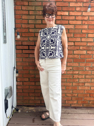 Zarina Tropical Print Sleeveless Top - Navy/Ivory-Tops Basic PrintSkies Are Blue Zarina Tropical Print Sleeveless Top - Navy/Ivory | VerClare Boutique-Shop the Skies Are Blue Zarina Tropical Print Sleeveless Top in Navy/Ivory. Viscose woven, tropical print, crew neck, breezy silhouette. Sizes XS–L.-VerClare Boutique