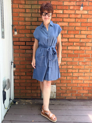 denim look dresses 23 Denim Dress Outfits to Style the Staple All Year Round