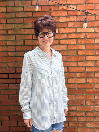 Bae Shirt - Daisy Stripe-Tops CasualThread & Supply Bae Shirt - Daisy Stripe | VerClare Boutique-Shop the Thread & Supply Bae Shirt in Daisy Stripe. Lightweight woven, collared button-front, soft stripe pattern, relaxed everyday silhouette. Sizes S–L.-VerClare Boutique