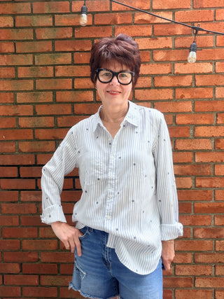 Bae Shirt - Daisy Stripe-Tops CasualThread & Supply Bae Shirt - Daisy Stripe | VerClare Boutique-Shop the Thread & Supply Bae Shirt in Daisy Stripe. Lightweight woven, collared button-front, soft stripe pattern, relaxed everyday silhouette. Sizes S–L.-VerClare Boutique