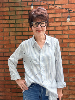 Bae Shirt - Daisy Stripe-Tops CasualThread & Supply Bae Shirt - Daisy Stripe | VerClare Boutique-Shop the Thread & Supply Bae Shirt in Daisy Stripe. Lightweight woven, collared button-front, soft stripe pattern, relaxed everyday silhouette. Sizes S–L.-VerClare Boutique