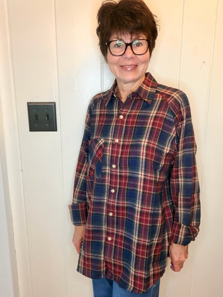 Francine Oversize Button Down-Tops CasualOversized Flannel Button-Down Shirt | VerClare Boutique-Shop the Francine oversized flannel button-down with a soft brushed feel, chest pocket, and longer layering length. Available in sizes S, M, and L.-VerClare Boutique
